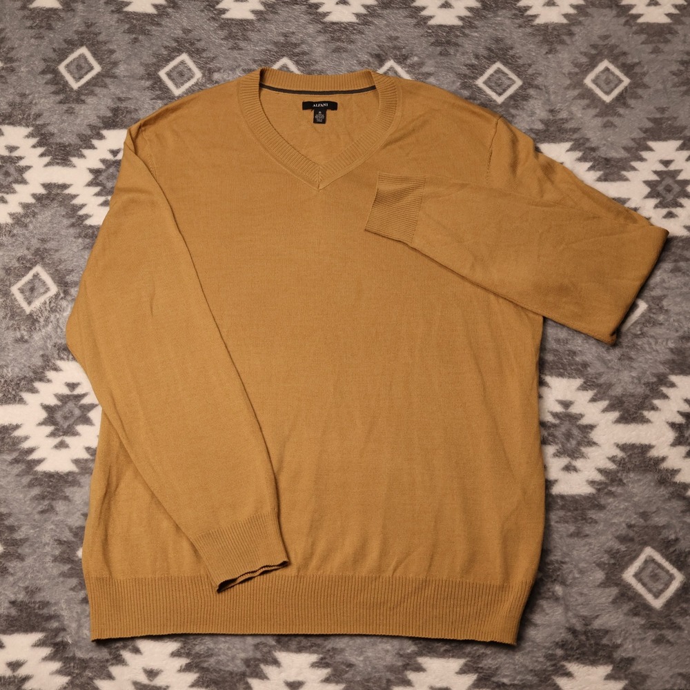 Alfani Extrafine Merino Wool Blend Sweater Mens XL Mustard Yellow V-Neck